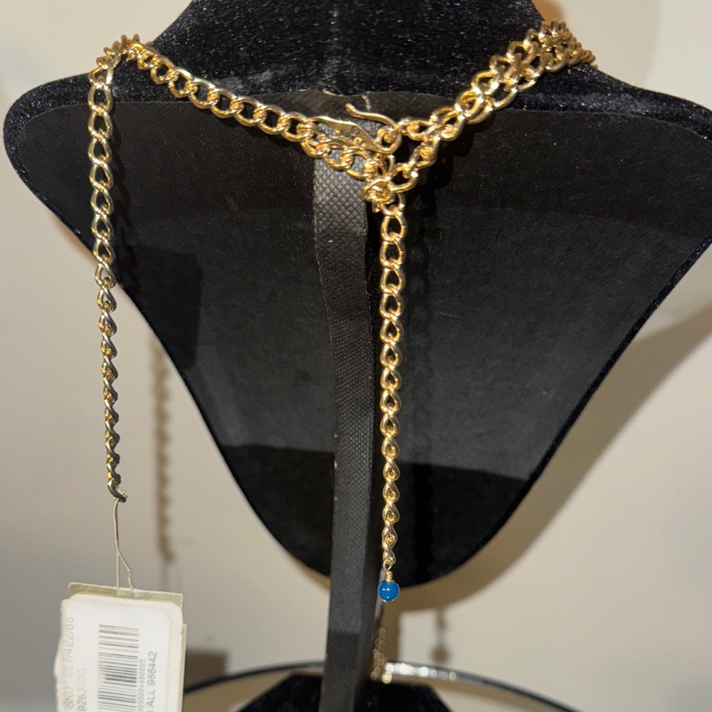 Elegant Gold and Blue Pendant Necklace - Picture 6 of 7